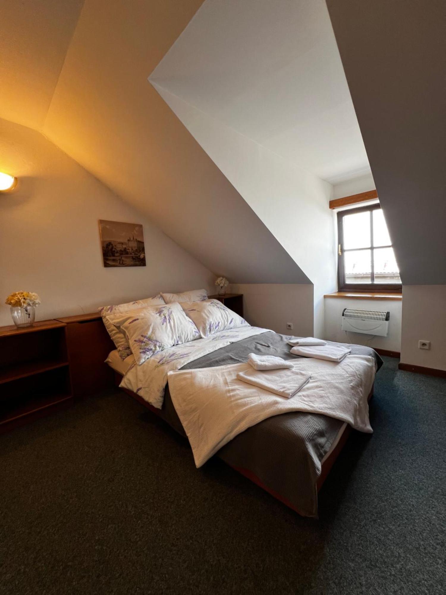 Apartmany Baroko Броумов Экстерьер фото