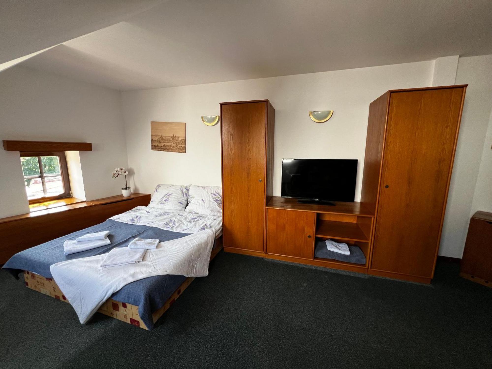Apartmany Baroko Броумов Экстерьер фото