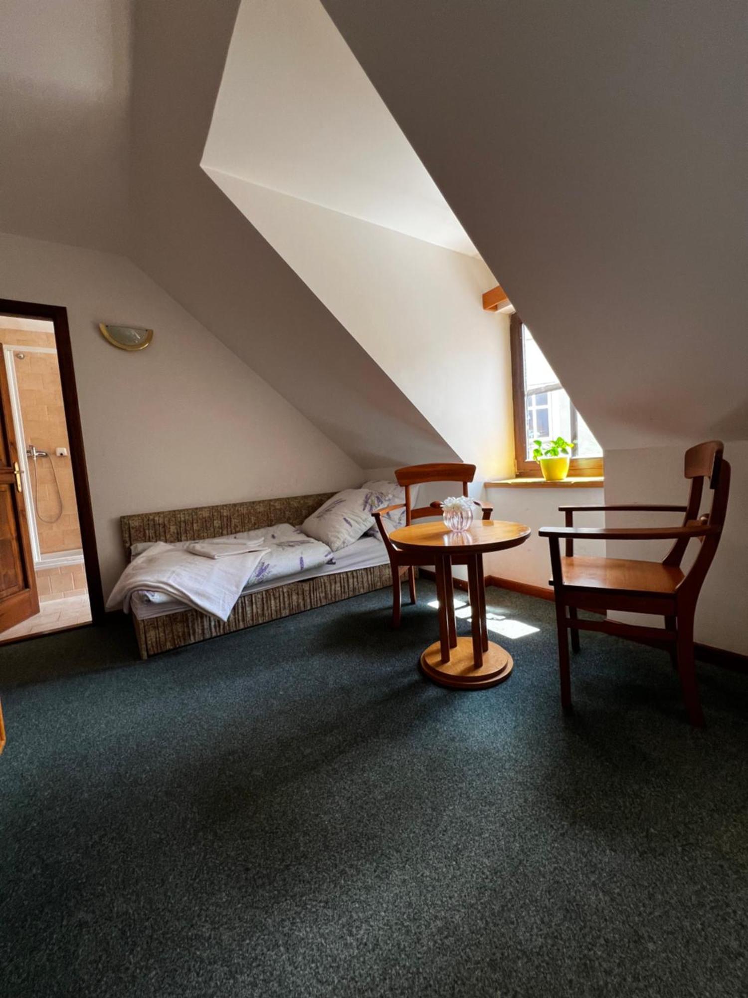 Apartmany Baroko Броумов Экстерьер фото