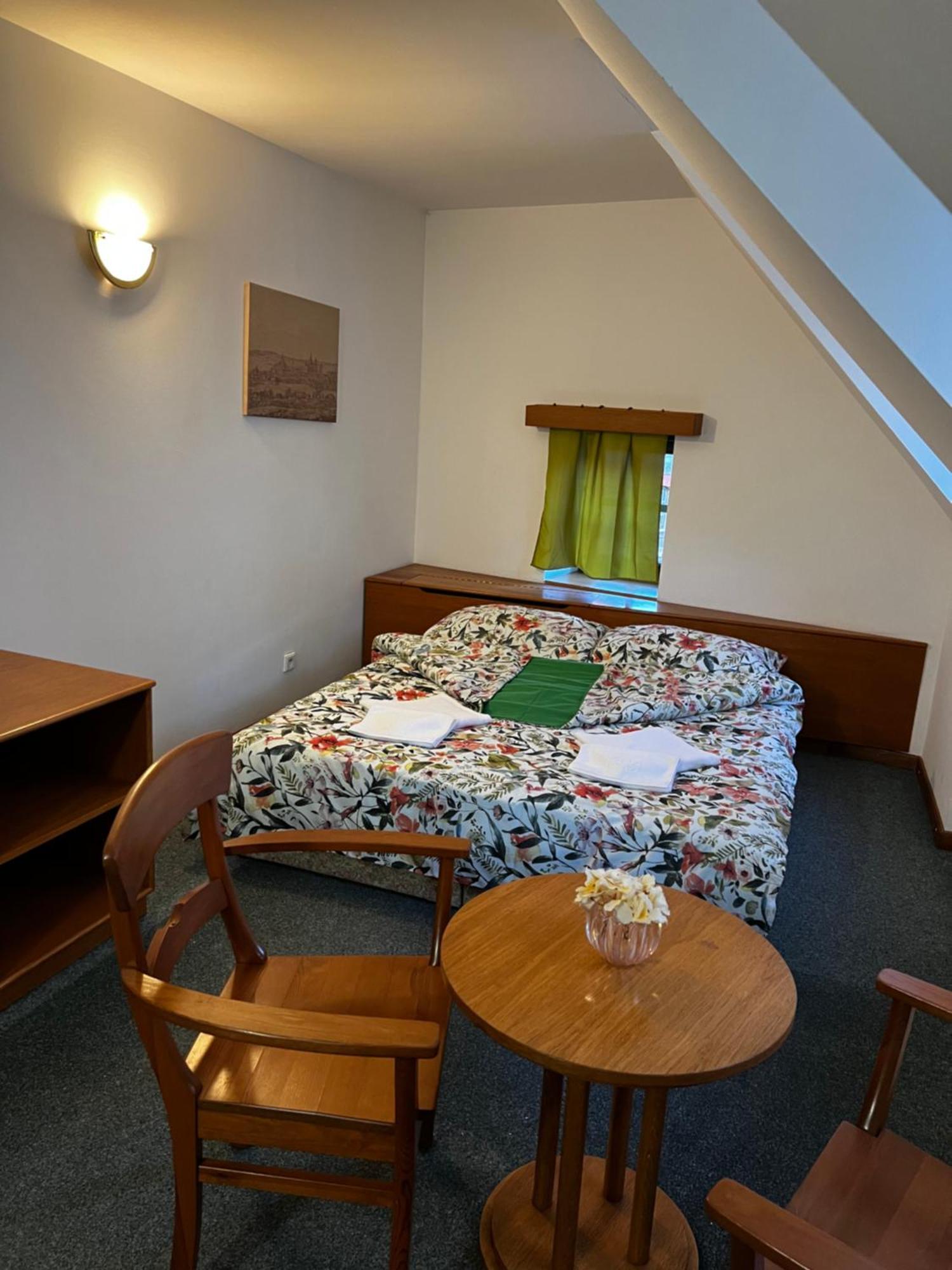 Apartmany Baroko Броумов Экстерьер фото