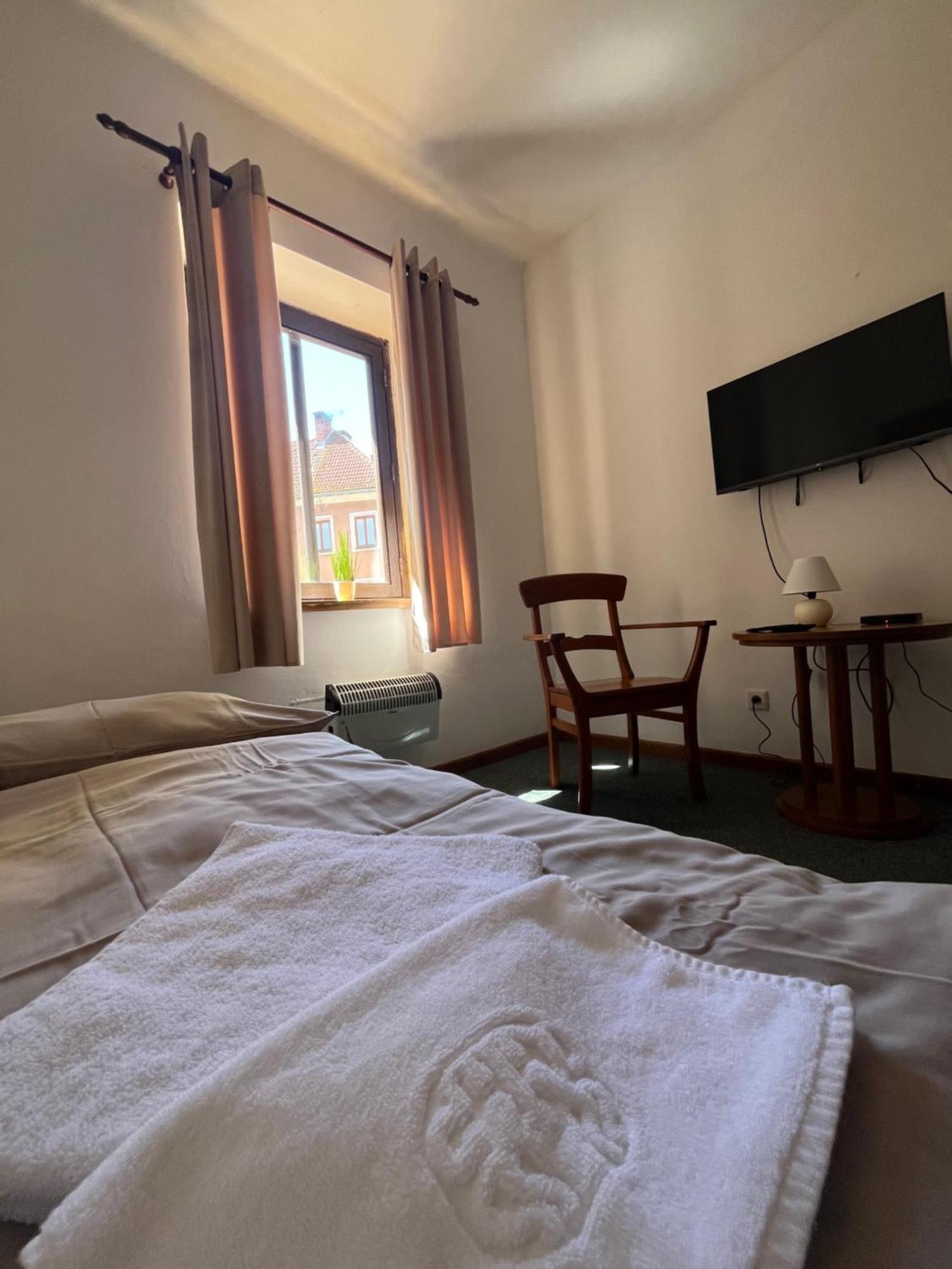 Apartmany Baroko Броумов Экстерьер фото