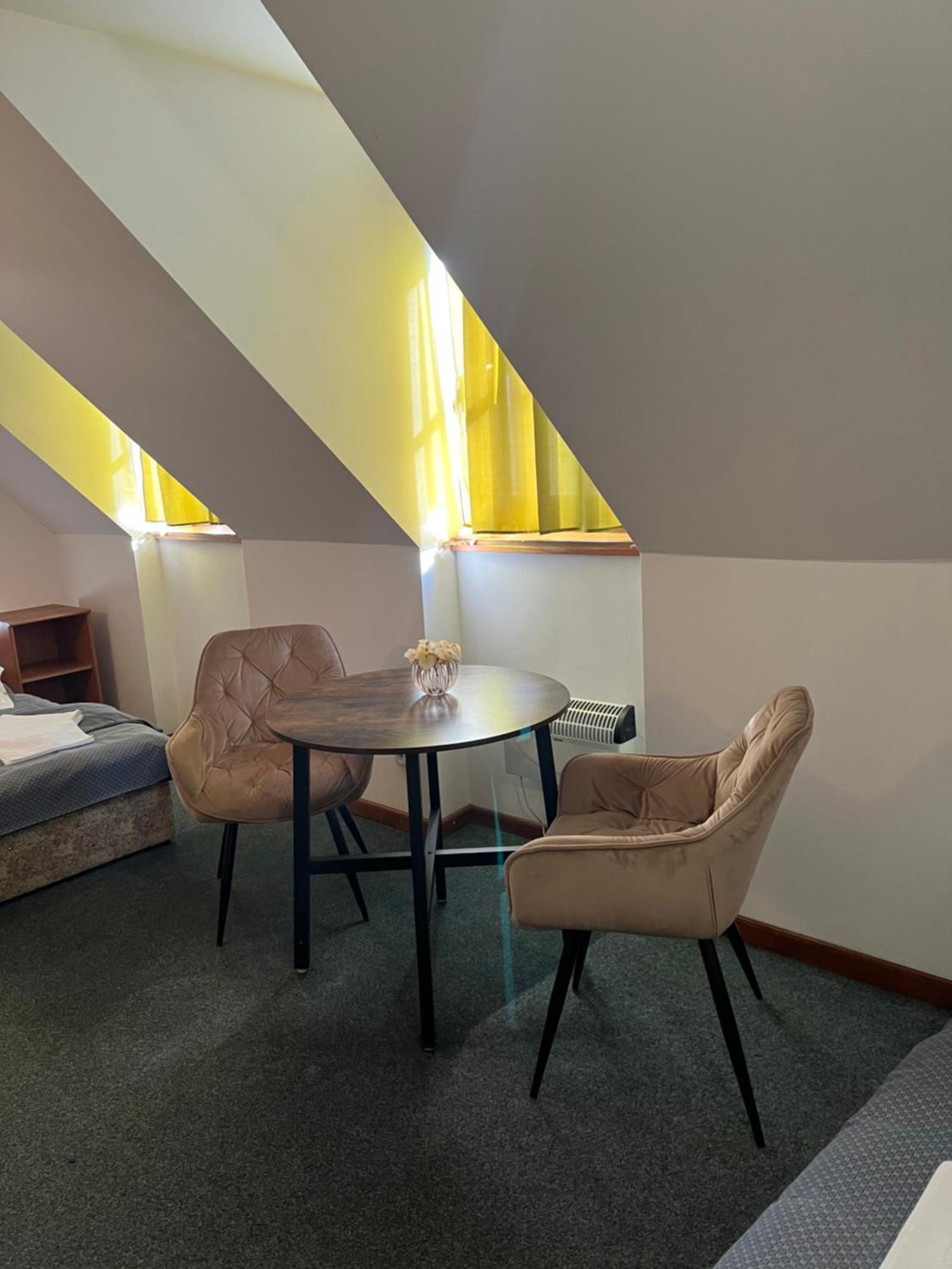 Apartmany Baroko Броумов Экстерьер фото