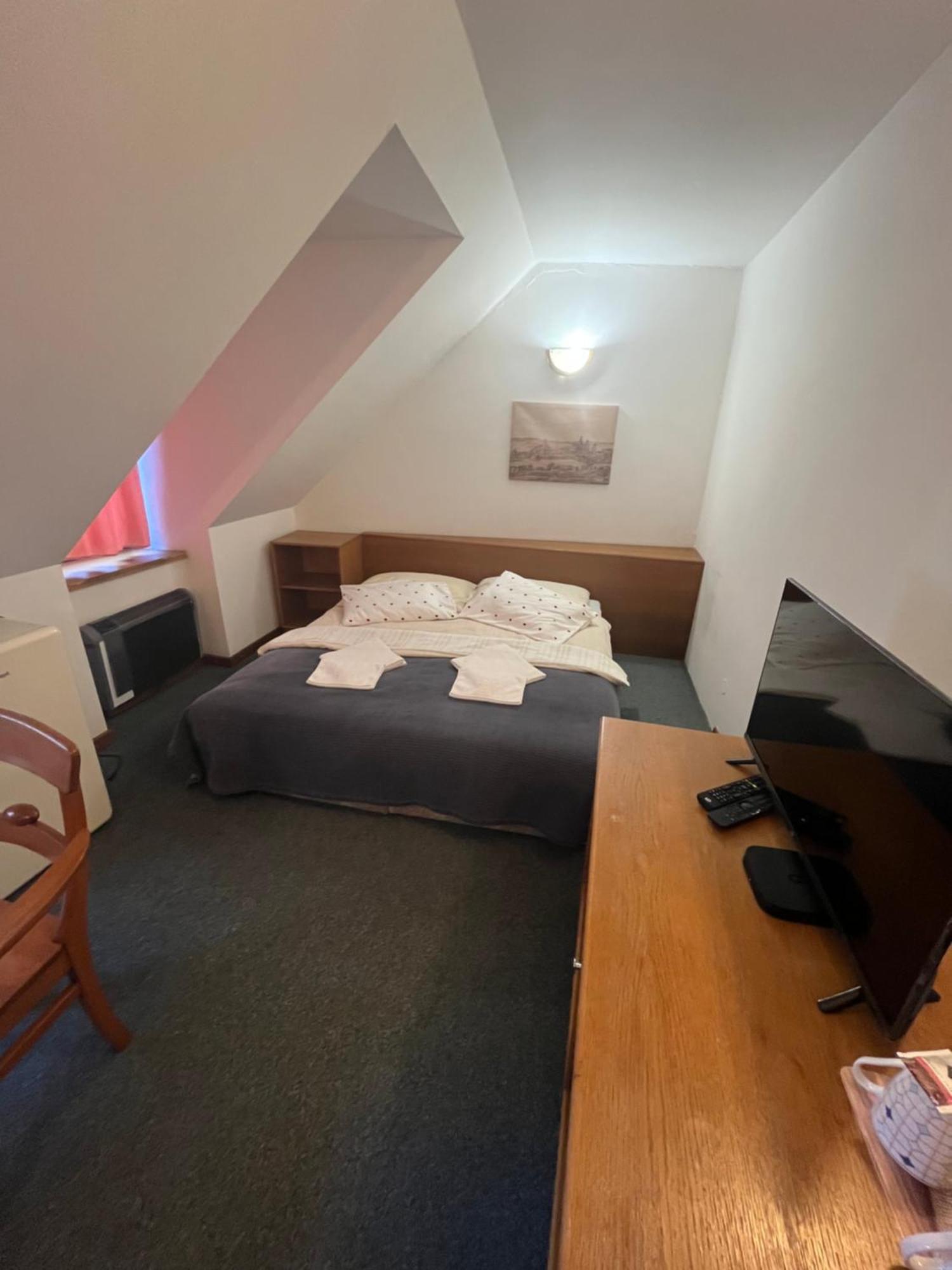 Apartmany Baroko Броумов Экстерьер фото